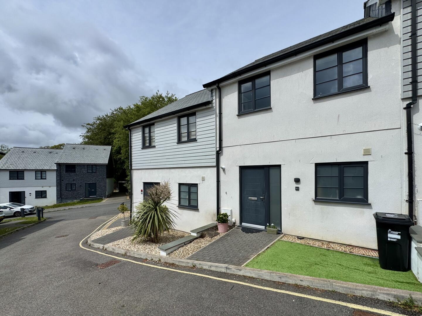 2 bed property in Gloweth Barton, Truro